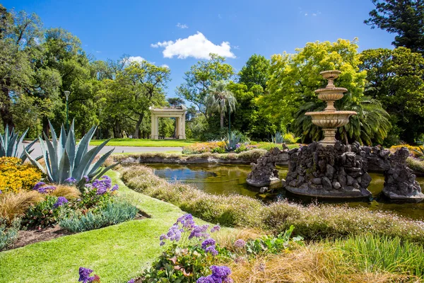 費茲羅花園 Fitzroy Gardens