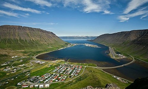 伊薩菲厄澤Ísafjörður